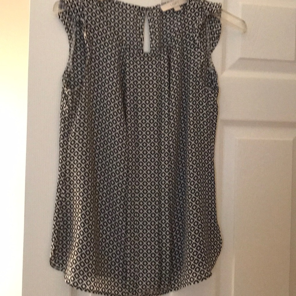Sleeveless top